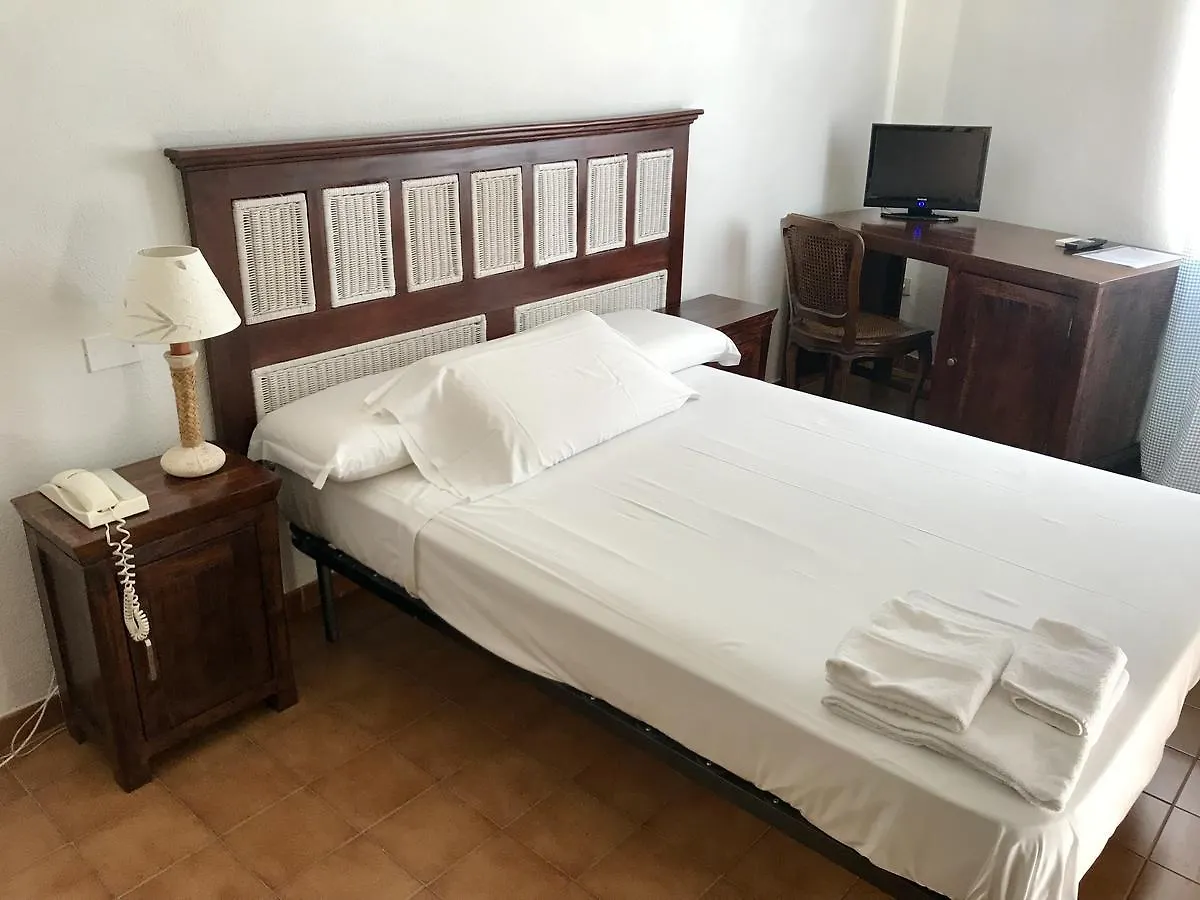 ***  Hotel Su Meriagu Capitana Italie