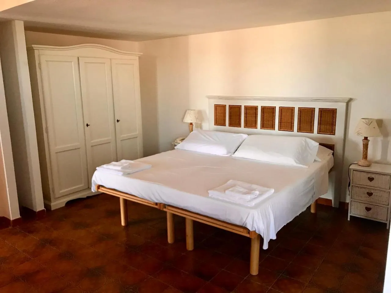 Hotel Su Meriagu Capitana 3*,  Italie