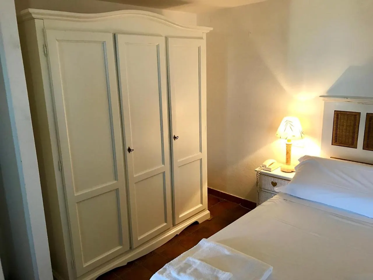 Hotel Su Meriagu Capitana 3*,  Italy